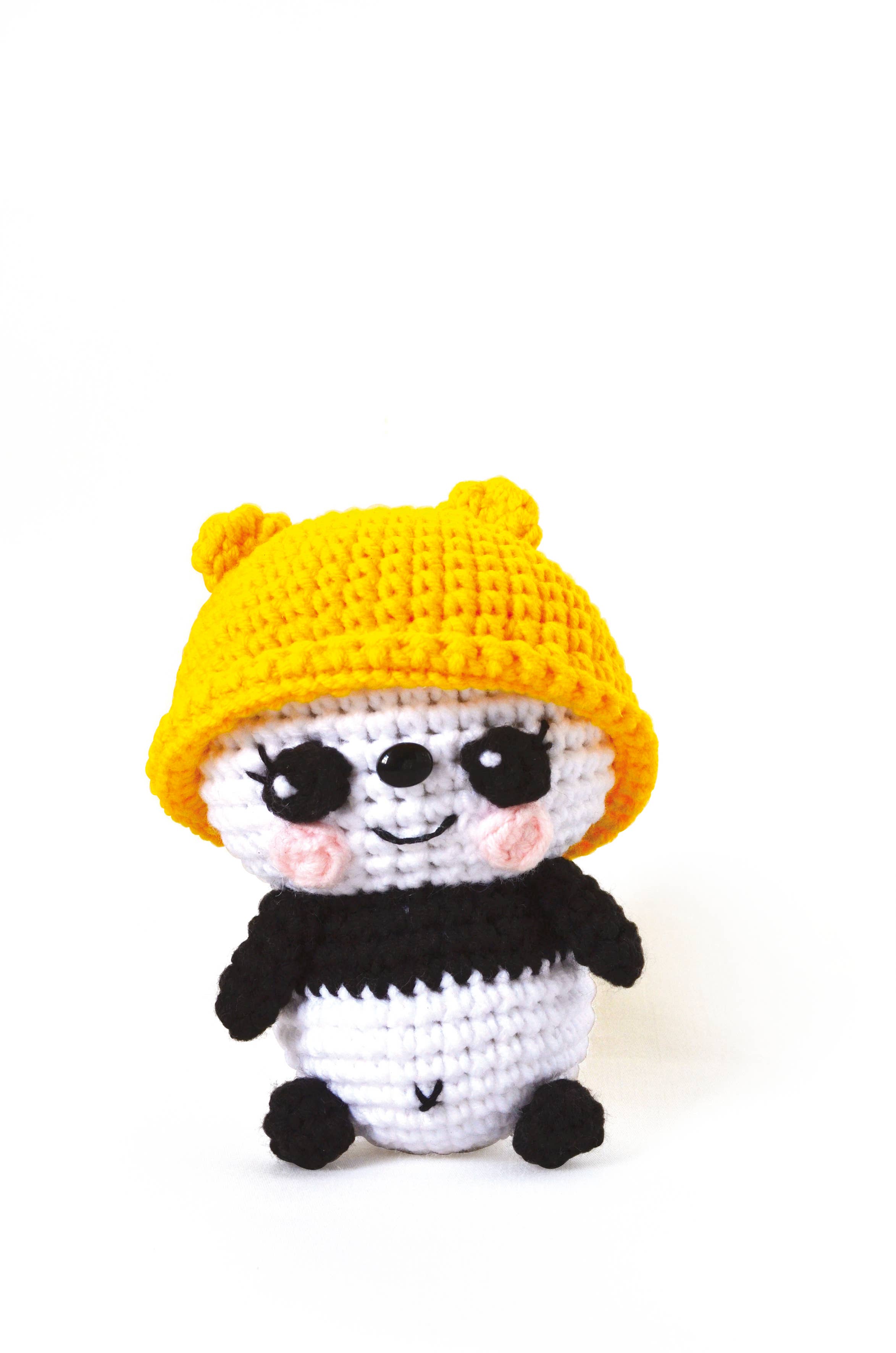 Nana der Panda – Minigurumi Häkel-Kit fertig gehäkelt