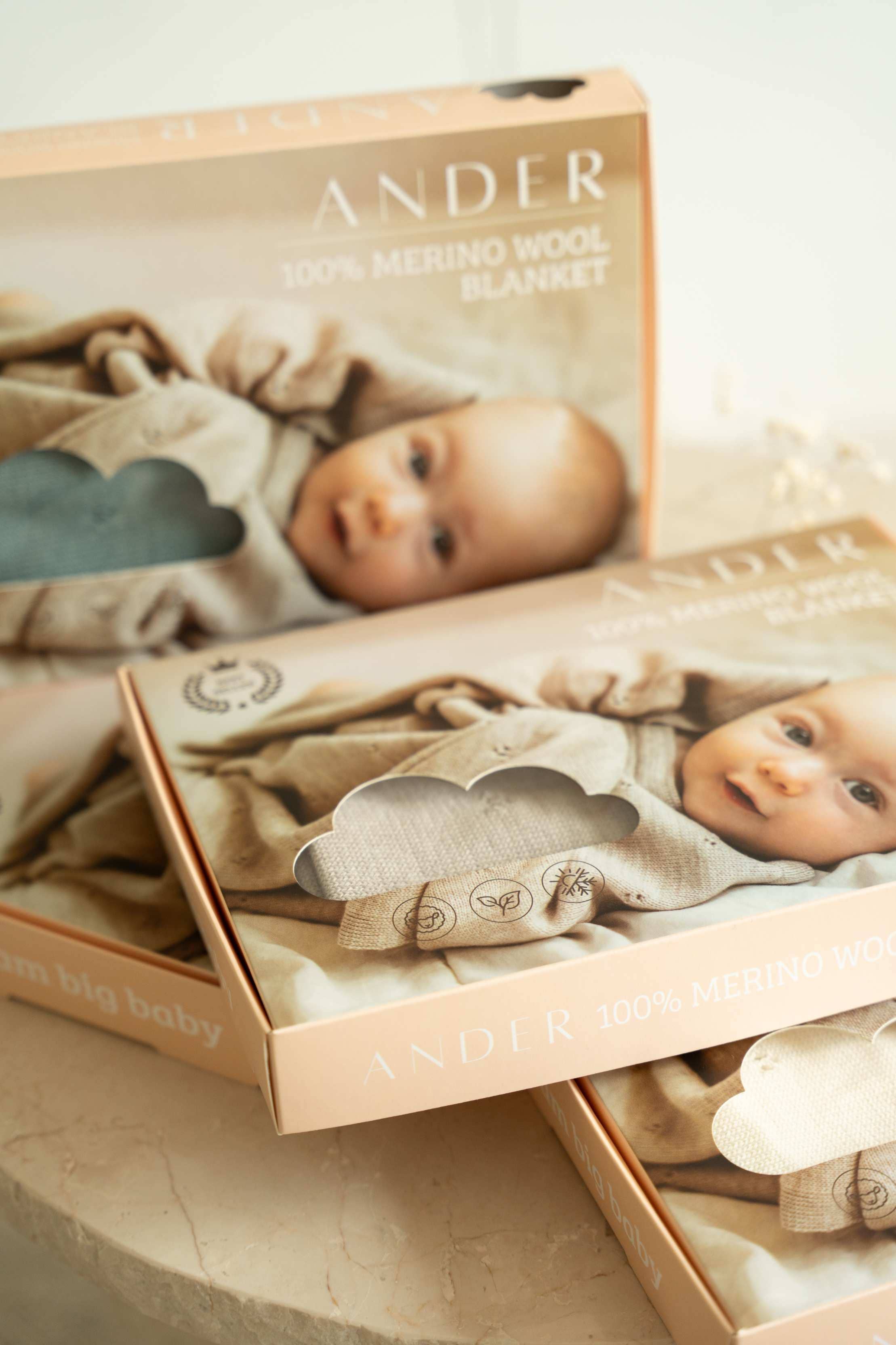 Babydecke Abaco aus 100% Merinowolle von Ander in Premium Geschenkbox