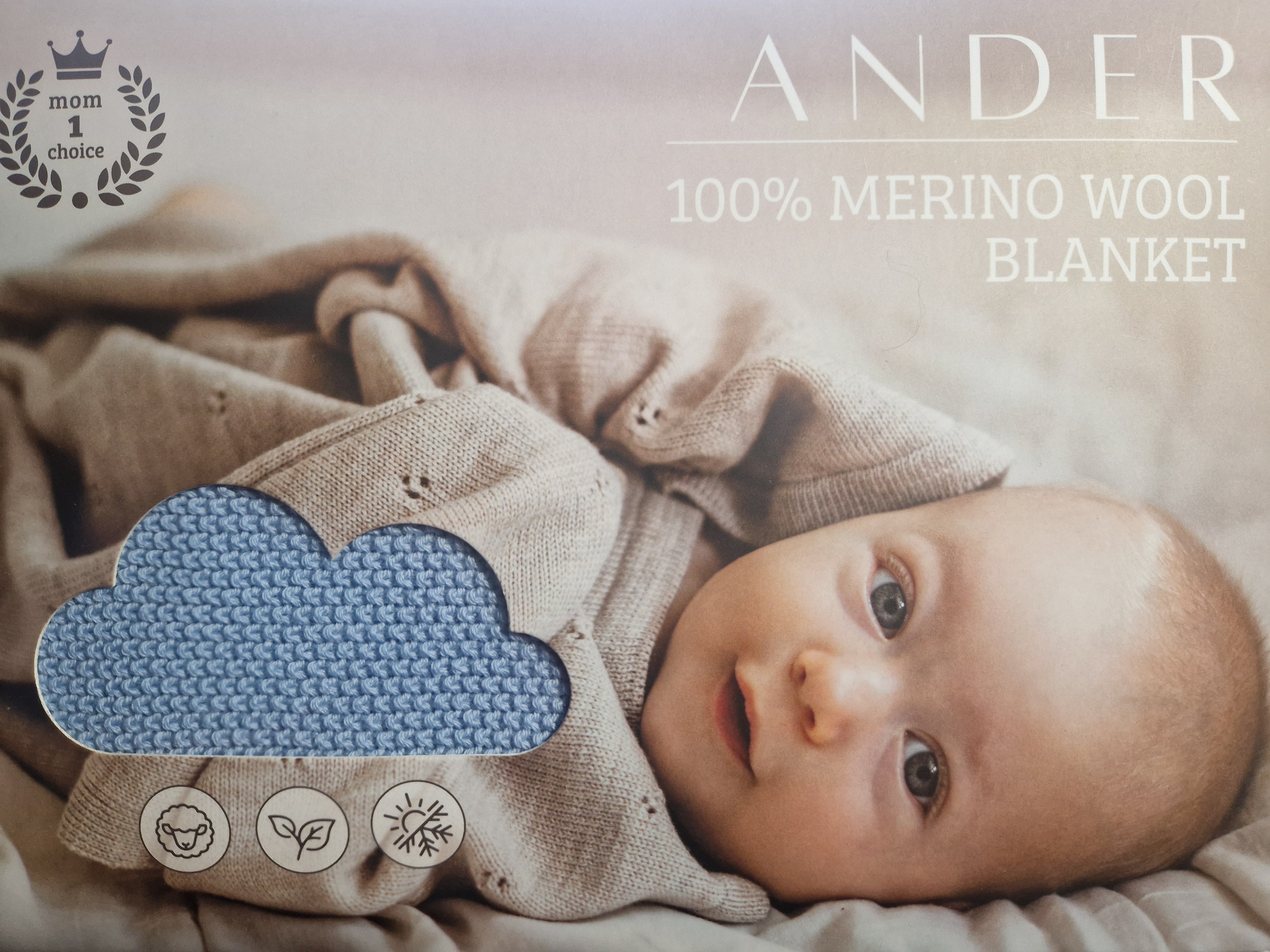 Babydecke Abaco aus 100% Merinowolle in Hellblau von Ander in Design Geschenkverpackung